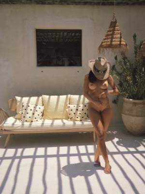 Becky G - Eduardo Montes photoshoot July 2025-3 fake.png