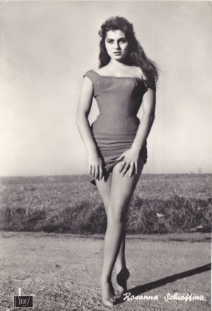 Rosanna Schiaffino - NsczedeFII1qiflw2o.jpg