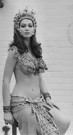 Valerie Leon 0518.png