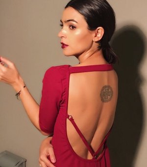 agustina-cherri (4).jpg