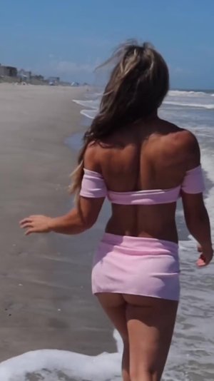 Nhooph Al-Areebi 6112.jpg