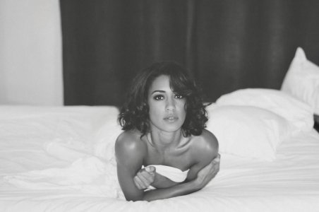 The last of this series (another page turns)Les dernières de cette série (une autre page se to...jpg