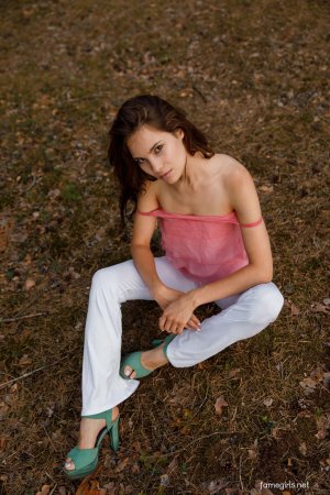 0001-08 thefappeningblog.com.jpg