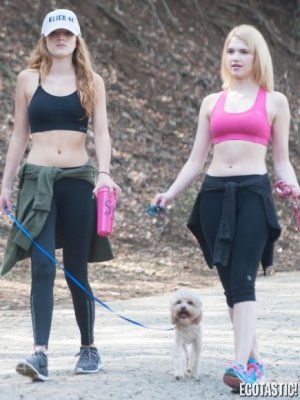 Bella-Thorne-and-Claudia-Lee-Hiking-in-Sports-Bra-in-LA-09-435x580.jpg