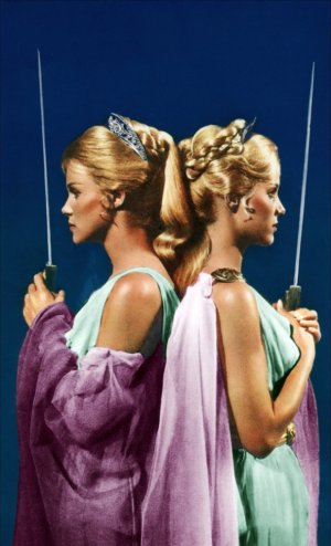 Kessler Twins (16).jpg