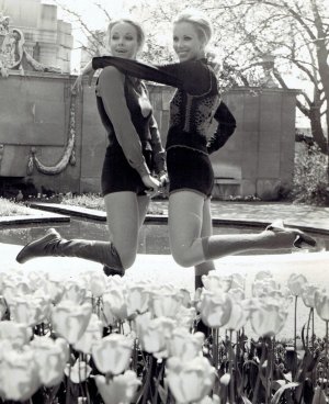 Kessler Twins 1971.jpg