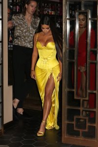 Kim Kardashian Sexy - TheFappeningBlog.com 32.jpg