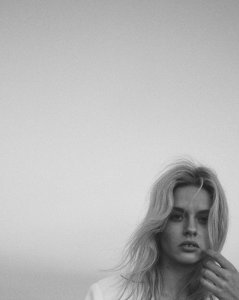 Elle Brittain - TheFappeningBlog.com 21.jpg