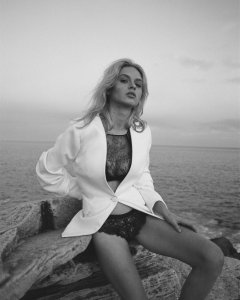 Elle Brittain - TheFappeningBlog.com 20.jpg