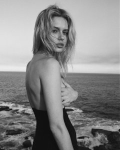 Elle Brittain - TheFappeningBlog.com 17.jpg