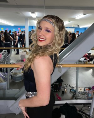 Stephanie Michelle Vogt (2).jpg