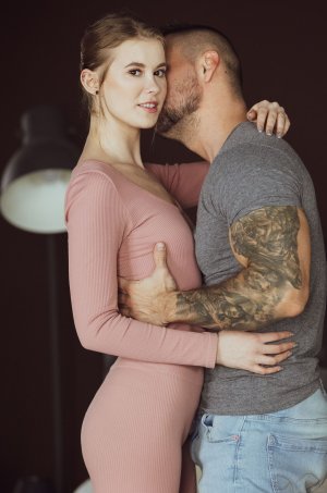 0016-01 thefappeningblog.com.jpg