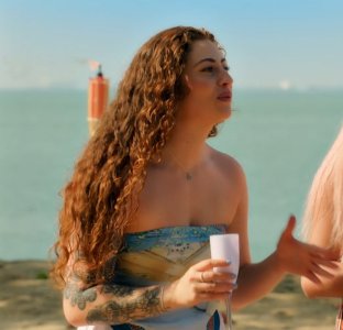 Screenshot_20250829_182254_Video Player.jpg