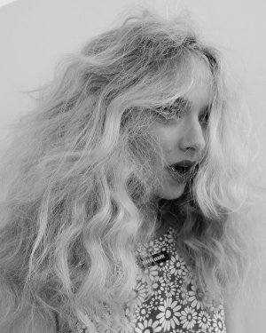 AmandaSeyfried (2).jpg