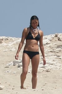 Michelle-Rodriguez-in-a-Bikini-4.jpg