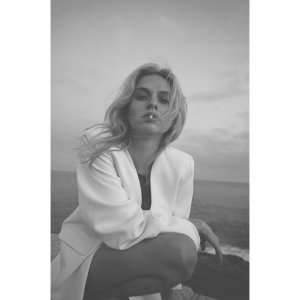 Elle Brittain Naked - TheFappeningBlog.com 2.jpg