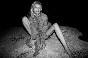 Elle Brittain Naked - TheFappeningBlog.com 4.jpg