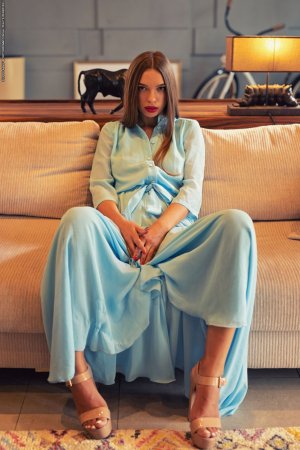 0004-01 thefappeningblog.com.jpg