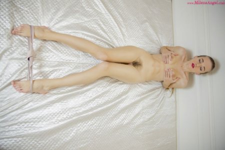 0007-11 thefappeningblog.com.jpg