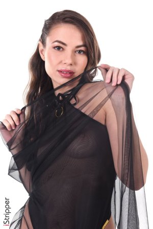 0002-03 thefappeningblog.com.jpg