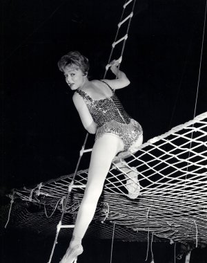 Yvette Vickers (12).jpg