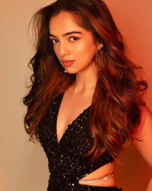 Ahsaas Channa 1.jpeg