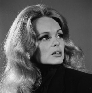 lynda-day-george (2).jpg