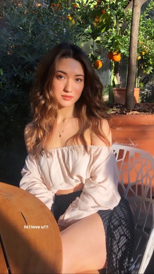 Reina Hardesty (2).jpg