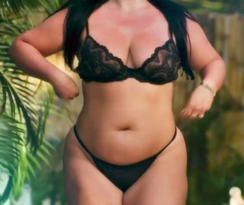 Screenshot_20250905_200434_Video Player.jpg