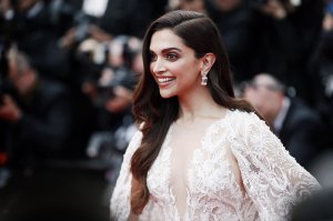 Deepika Padukone - TheFappeningBlog.com 20.jpg