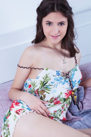 0027-09 thefappeningblog.com.jpg