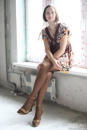 0327-03 thefappeningblog.com.jpg