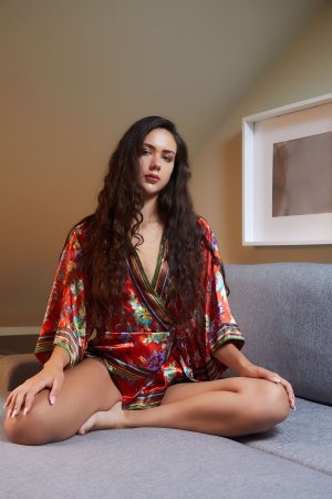 0005-01 thefappeningblog.com.jpg