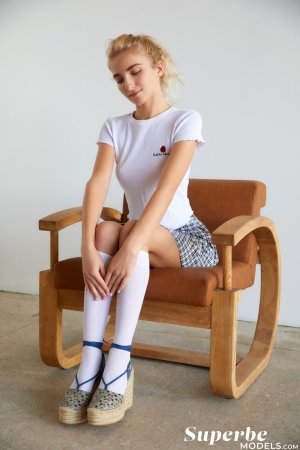 0020-02 thefappeningblog.com.jpg