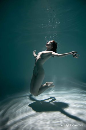 0001-03 thefappeningblog.com.jpg