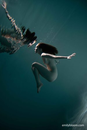 0001-04 thefappeningblog.com.jpg