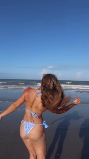 Nhooph Al-Areebi 6315.jpg