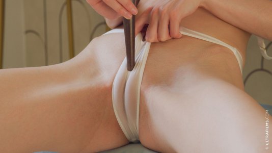 0010-06 thefappeningblog.com.jpg