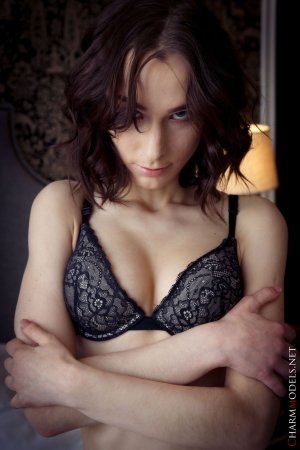 0003-06 thefappeningblog.com.jpg