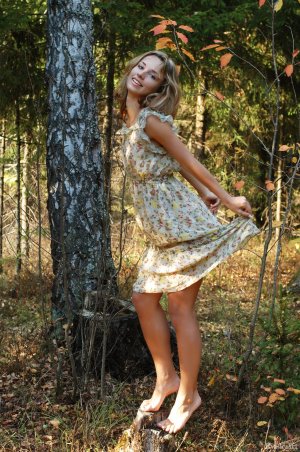 0001-01 thefappeningblog.com.jpg