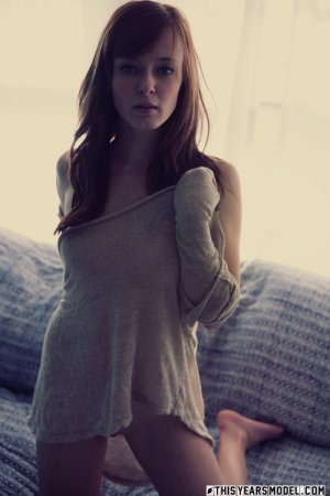 0182-01 thefappeningblog.com.jpg