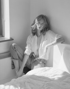 Clara Settje Sexy & Topless - TheFappeningBlog.com 7.jpg