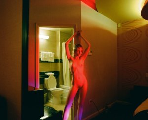 Erin Mae Naked - TheFappeningBlog.com 8.jpg