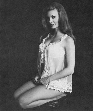 brooke mills 008sm.jpg