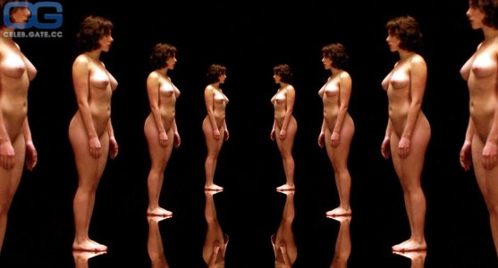 scarlett-johansson-nudes-650019.jpeg