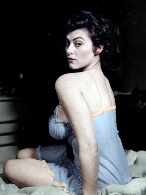 Ann Austin for BARBEAU000000408 barbeaued.jpg Ann Austin for BARBEAU000000408 barbeaued.jpg