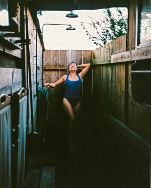 Maisie Williams in Blue~03.jpg