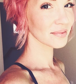 Ashley Scott (4).jpg