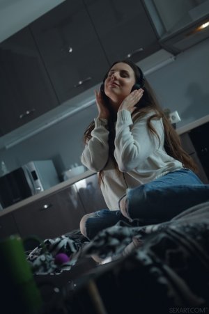 0001-01 thefappeningblog.com.jpg