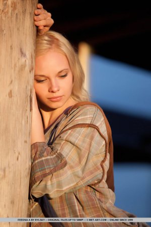 feeona-a-influere-02 thefappeningblog.com.jpg